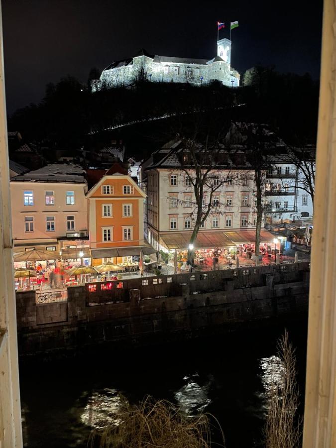 Old Town Theatre Staircase Apartments Ljubljana Exterior photo